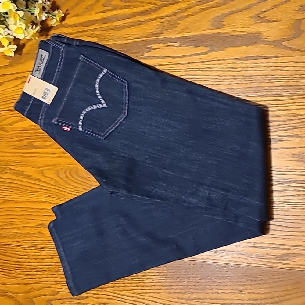NWT Levi's Mid Rise Skinny Jeans-Ladies 6